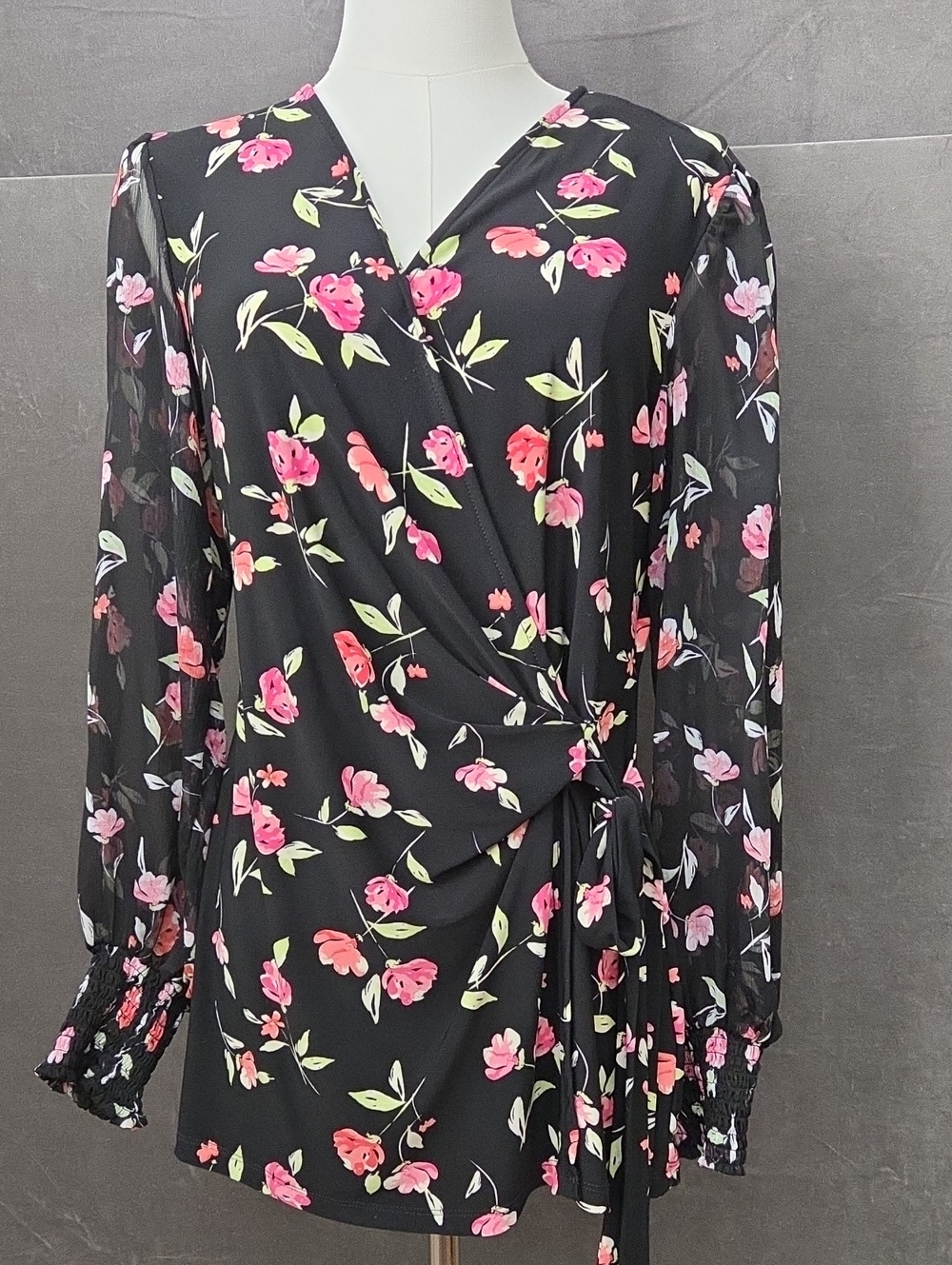 Anne Klein Size M Black Pink Floral Wrap Sheer Long Sleeve Smocked Cuffs